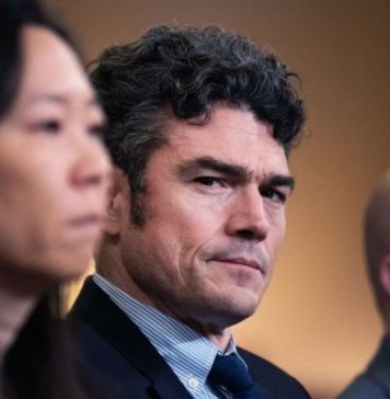 ඇමරිකානු යුද ප්රබලයෙක් ඉල්ලා අස්වෙයි – Saru News | සිංහල