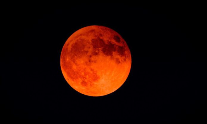 Lunar_Eclipse_1200x675px_01_09_25-1000x600.jpg