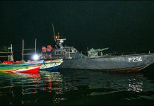 නීති විරෝධී ධීවර කටයුතුවල නිරත වූ 53ක් අල්ලයි