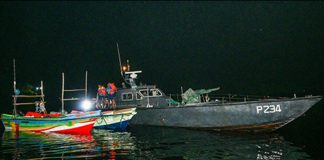 නීති විරෝධී ධීවර කටයුතුවල නිරත වූ 53ක් අල්ලයි