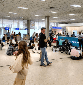 යුදමය නොසන්සුන්තාව නිසා මෙරට ගුවන් මෙහෙයුම්වලටත් දැඩි බලපෑම්!