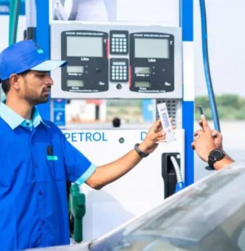 හෙට සිට පෙට්රල් වාහන සඳහා නැවත QR ක්රමය