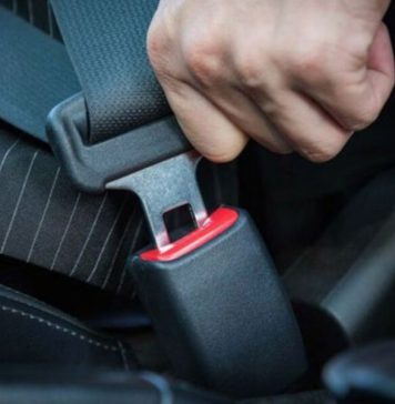 ආසන පටි නීතිය ක්රියාත්මක වීම කල්යයි