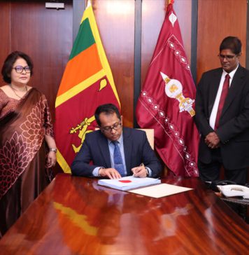 ක්ෂුද්ර මුල්ය පනතට කථානායක සහතිකය