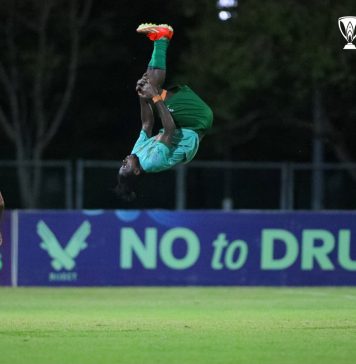 සමූහ වශයෙන් දඩයමේ සාර්ථක පෙලිකන්ස්, චැමිපියන් ලීගයේ ගෞරවය ඇතුගල්පුරයට රැඟෙන පියාසර කරයි