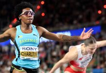 නාටකීය අවසානයක් – සූරතාවය ඇමෙරිකාවට