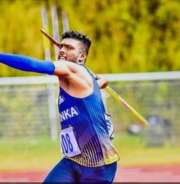 ජාන් හඔා යන රුමේෂ්, මීටර් 90 ට කිට්ටු වෙයි.