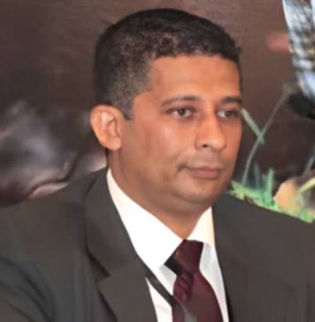 සුරේෂ් සලේ මහතා අත්අඩංගුවට ගෙන රඳවා තබා ගැනීමට එරෙහිව මූලික අයිතිවාසිකම් පෙත්සමක්…