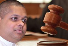 සජීන් ද වාස්ට අධිචෝදනා