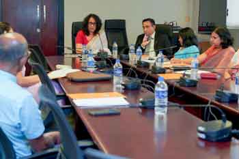 ජාතික අධ්යාපන විද්යාපීඨයන් හී ප්රමිතිය නගාසිටුවීමට විද්වත් කමිටුවක්