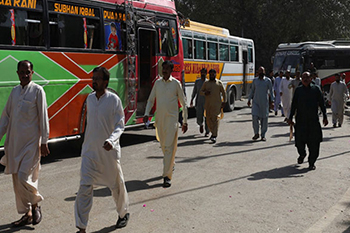 පාකිස්තානයේ ප්රවාහන ගාස්තු 65%කින් ඉහළට