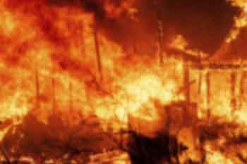 වත්තල ඉටිරෙදි කර්මාන්ත ශාලාවක ගින්නක්