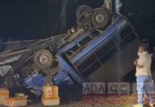 ලොරි රථයක් පෙරළී අනතුරක් දෙදෙනෙකු රෝහලේ