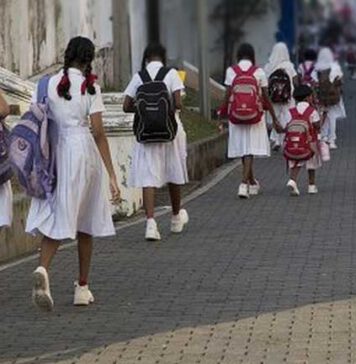 පාසල් නිවාඩුව අදින් ඇරඹේ