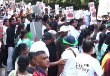 පාර්ලිමේන්තුව ඉදිරිපිට සජබෙන් විරෝධතාවක්