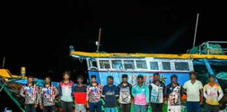 මෙරට මුහුදු සීමාව පැන්න ඉන්දීය ධීවරයින් 12 දෙනෙකු අත්අඩංගුවට