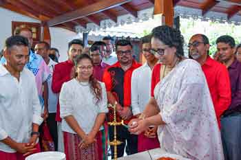 අලුත් අවුරුදු සංස්කෘතික උත්සවය අගමැතිනියගේ ප්රධානත්වයෙන් ගම්පහදී