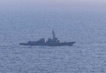 ඉරාන ධජය සහිත නෞකාවකට හෝමුස් තරණයට අමෙරිකාවෙන් බාධා