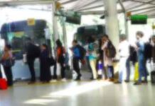 ගම්බිම් බලා ගිය ජනතාවට නැවත කොළඹ එන්න මාකුඹුරින් බස් රථ රැසක්