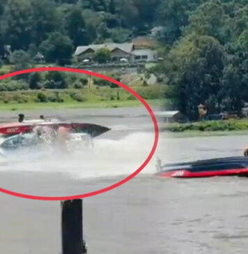 ග්රෙගරි වැවේ සංචාරයන් රැගත් බෝට්ටුවක් පෙරළෙයි