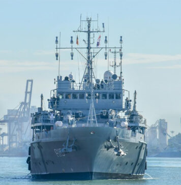 ඉන්දීය යුද නෞකාවක් කොළඹට