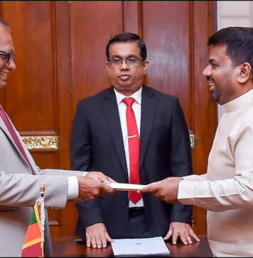 බලශක්ති අමාත්යවරයා ලෙස අනුර කරුණාතිලක දිවුරුම් දෙයි