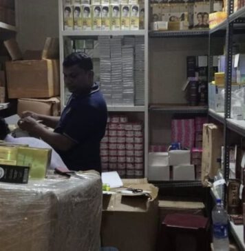 තොරතුරු රහිත ආලේපන තොගයක් පිටකොටුවේදී හසුවෙයි