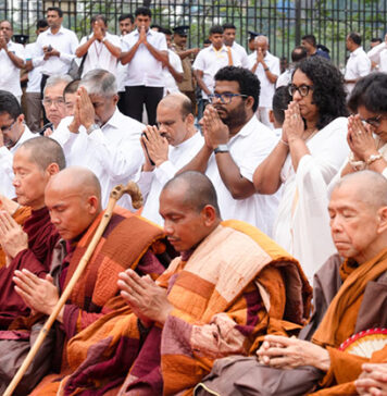 ජාත්යන්තර ප්රසිද්ධියට පත් “Walk For Peace” සාම පාගමනේ තෙවන දිනය – Saru News | සිංහල