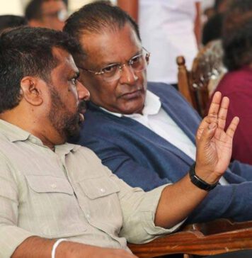 ෂම්මිට ඉවත් වෙන්නැයි ජනපති තවම කියලා නෑ. එහෙම දෙයක් කැබිනට්ටුවේදී සාකච්ඡා වුණෙත් නෑ – ඇමති නලින්ද