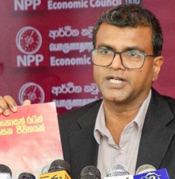 හර්ෂණ සූරියප්පෙරුම වහාම අත්අඩංගුවට ගත යුතුයි. ඔහු තමයි මේ සිද්ධියේ මුල් සැකකරු – Free Lawyers