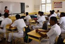 අධික වියදම් සහිත පාසල් උත්සව සම්බන්ධයෙන් අධ්යාපන අමාත්යාංශය අනතුරු අඟවයි