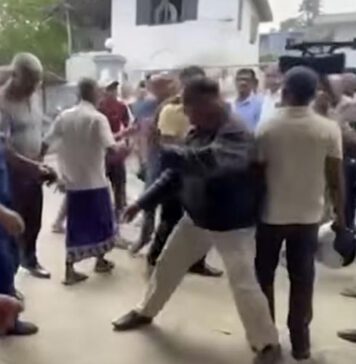 මාතර සමූපකාර රෝහලේ බලය අල්ලන්න මාලිමාවුන් යකා නටයි. සේවකයින්ට සහ පොලීසියටත් පහරදීලා !