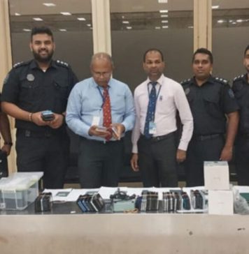 ඔන්ලයින් මූල්ය ජාවාරමකට ආ ඉන්දුනීසියානුවෝ බඩුත් එක්ක මාට්ටු