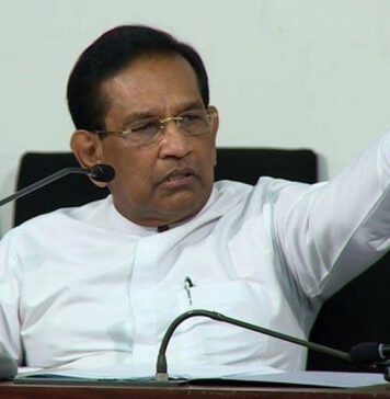 දැන් මේක සාර්ගෙ කාලෙ වගේ. පාක්ෂිකයො දුක් විඳිනවා කන්නත් නැතිව, නායකයො ඔක්කොම කෝටිපතියෝ – රාජිත